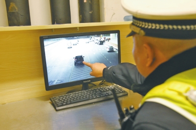 郑州东站站台新增8个监控探头 专拍各种违章行