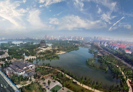 大明湖(图:博雅灵秀861的新浪博客)