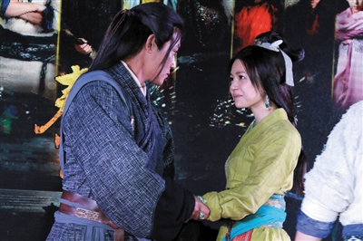 陈妍希《秦时明月》搭陆毅不飞改扎针