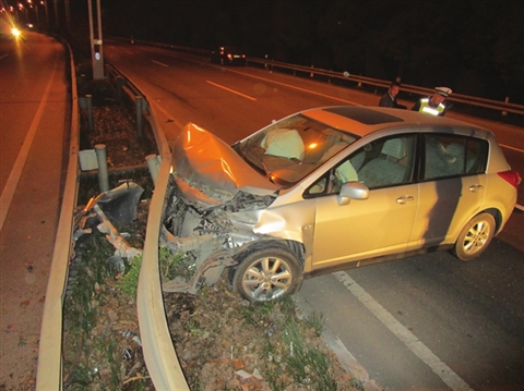 吴江男子酒驾单车肇事 妻子顶包当场露馅