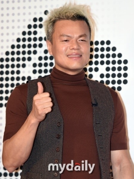 韩国JYP公司老板卖楼 13年升值3倍以上|朴振英