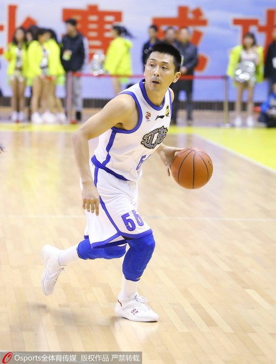 胡雪峰成CBA20年助攻王 16年修炼不朽队魂