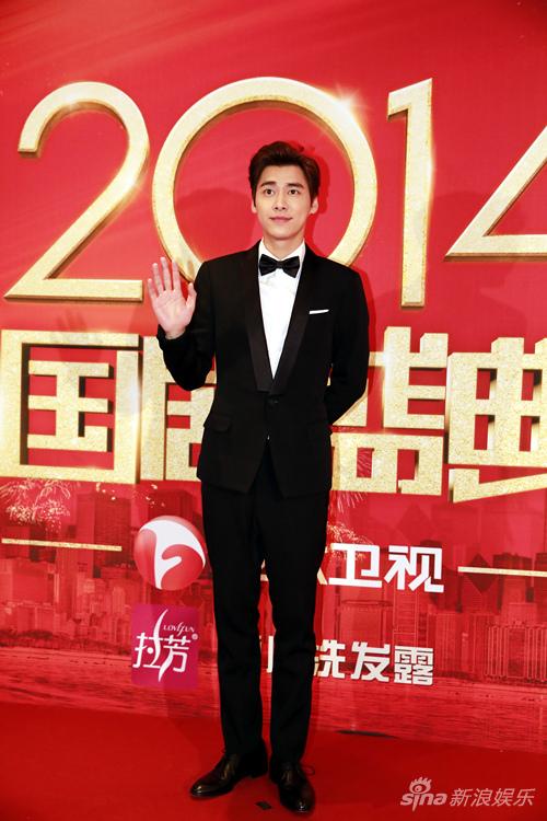 李易峰红毯压轴