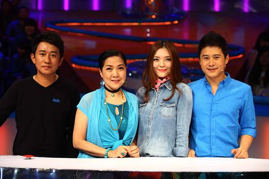 伍洲彤《零点乐话》停播 众明星缅怀 |音乐|伍洲彤|零点乐话