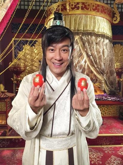 陈浩民三度当爸称心被融化 剧组送红蛋