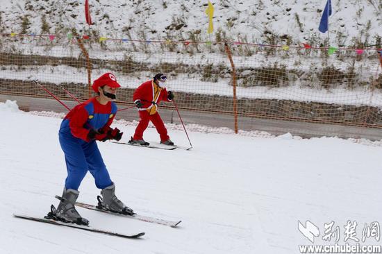 神农架趣味滑雪赛