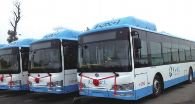 客车制造完成最大订单 交付200辆新能源公交车