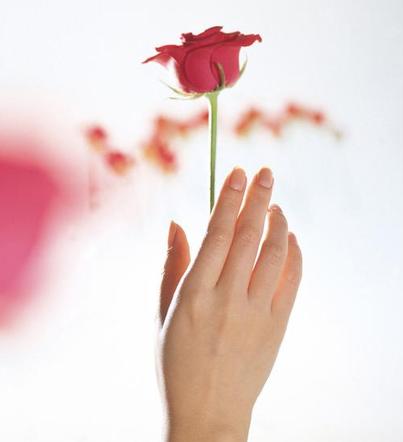 手指脱皮怎么办 对症下药还你纤纤玉手