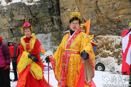 神農(nóng)架趣味滑雪賽