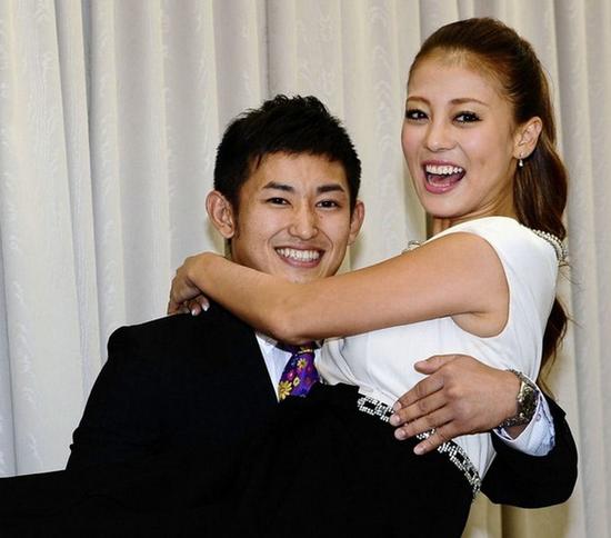 日本女星阿比留优自曝怀孕5月 来年当妈|阿比留