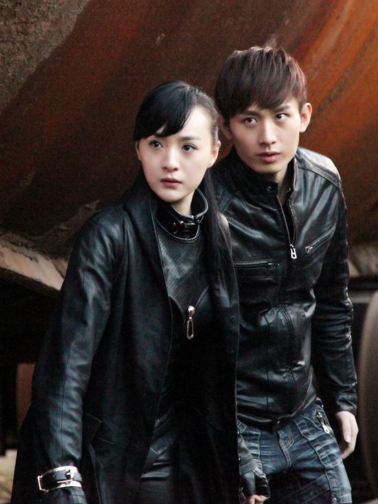 李依伊《月梦奇缘》变身中国版“都教授”