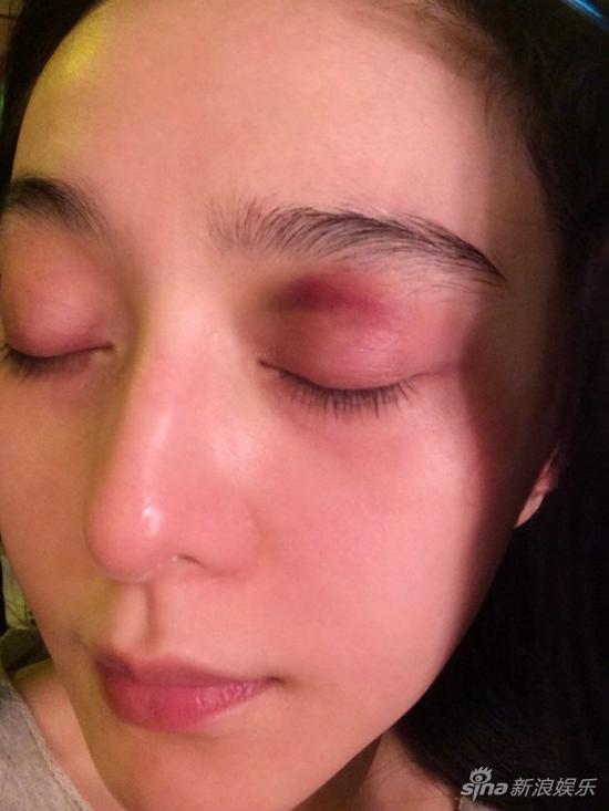 《武媚娘》曝幕后花絮 范冰冰遭木棍砸