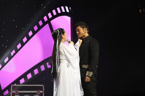 黄晓明选美备受期待 95后女孩勇敢追梦