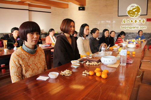 厦门太平岩寺举行甲午年禅心普茶年会 总结分享禅修心得