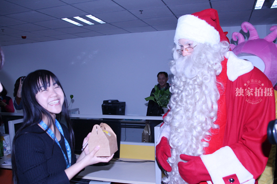 这个圣诞萌萌哒 在济南也能邂逅芬兰圣诞老人