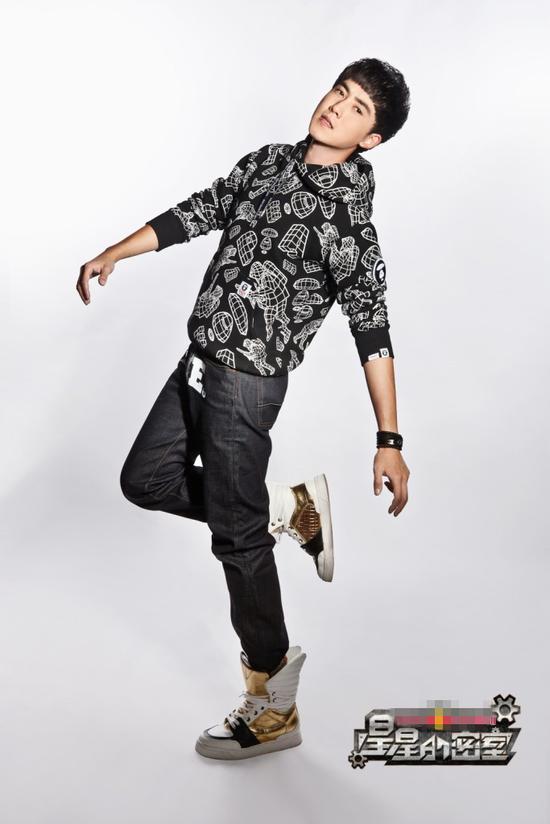 张睿挑战星星的密室 因数学不好遗憾落败