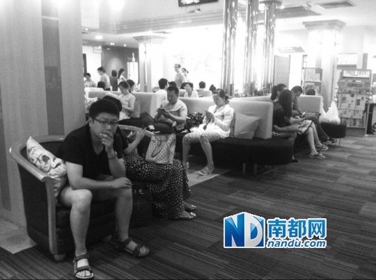 曼谷polin ch it的一家试管婴儿专门医院,候诊大厅里几乎全是中国面孔。泰国星暹日报供图