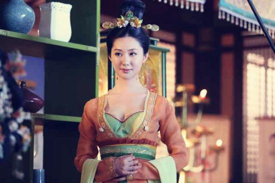 涂黎曼饰演刘司药