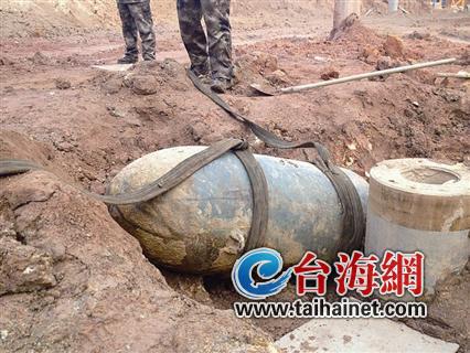 厦门昨引爆907公斤航弹 系国内发现重量最大的