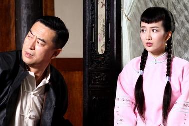 王鸥《花火花红》被张嘉译追 赞萌叔无敌