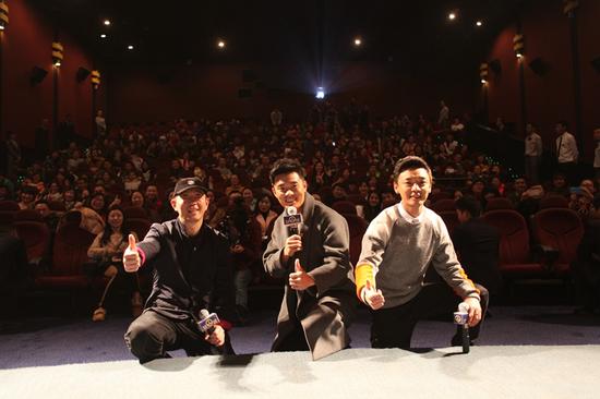 《微爱》上映3日票房冲亿 顾长卫转型获赞