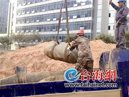 厦门昨引爆907公斤航弹 系国内发现重量最大的