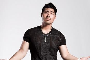 《傻儿传奇》马京京与哈儿军上演乌龙戏