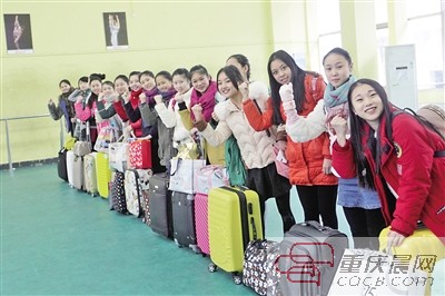 打望重庆艺考生 身高167体重83斤女生还在节