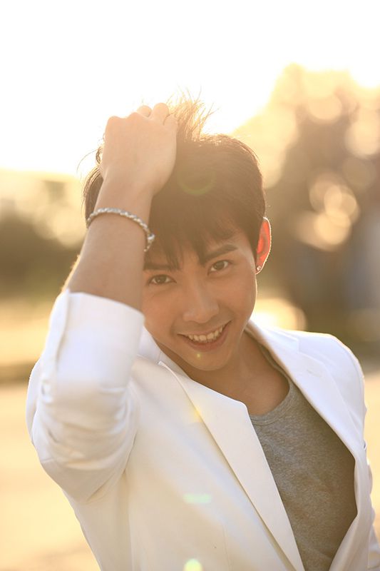 《谍莲花》青阳爆料:片场大家“睡”巴图