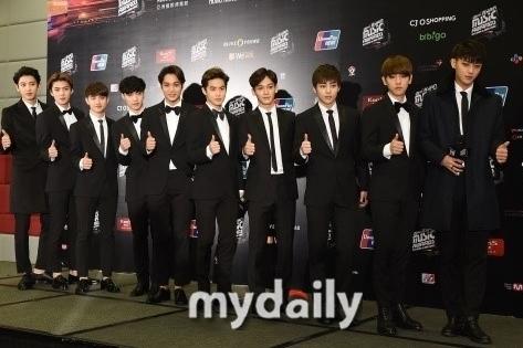 EXO获韩国年度专辑销量冠军 SM歌手占前五