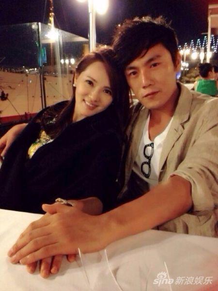 秦昊回应婚礼准备中 伊能静读菜谱练厨艺