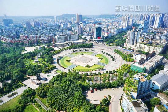 航拍白云下的四川是这样的 美景让网友沉醉