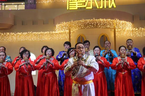 开场表演