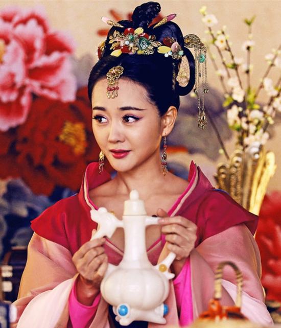 张定涵饰郑婉言