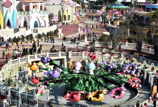 2015年1月1日,中国首座HelloKitty主题乐园——位于安吉的凯蒂猫家园(HelloKittyPark)正式开业。