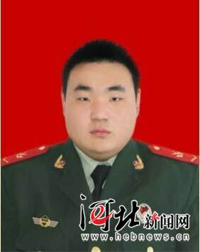 哈尔滨仓库大火引发坍塌 邢台消防员张晓凯殉