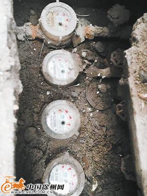 徐州两居民3个月水费均达29万 水表进出口装反