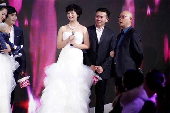 非诚庆生Party温情上演 佟大为亮相助阵