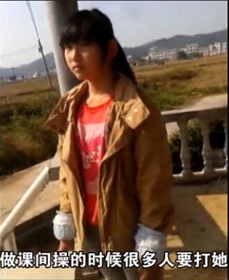 广西女学生连扇女同学58巴掌 围观众人嬉笑打闹234 / 作者:希灵容梅 / 帖子ID:107495