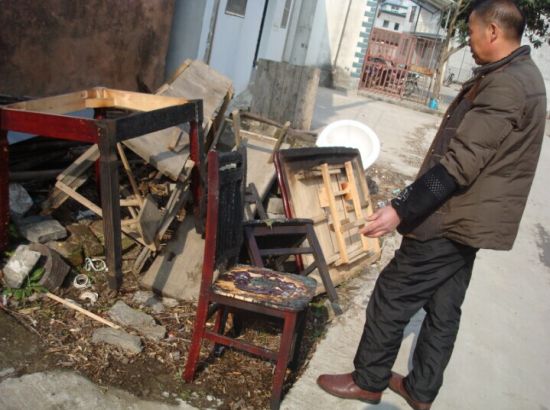 算命先生怂恿他人放火投毒 因眼瞎不能亲自报