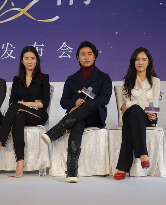 MissA孟佳首度挑战大银幕 饰演刘亦菲妹妹|孟