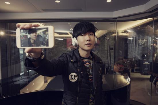 林俊杰《新地球》榜单优异 代言接不停|林俊杰|新地球|专辑_新浪娱乐_新浪网