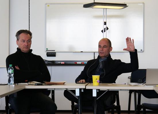 阳光动力两名联合创始人及飞行员波特兰·皮卡德(Bertrand Piccard)和安德烈·波许博格(André Borschberg)