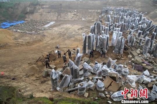 图为厨城门一号桥遗址。