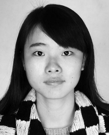 首批二代身份证到期 记者试出拍证件照秘籍