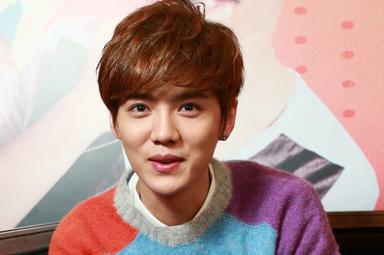 鹿晗崇拜周杰伦：他应该不认识我