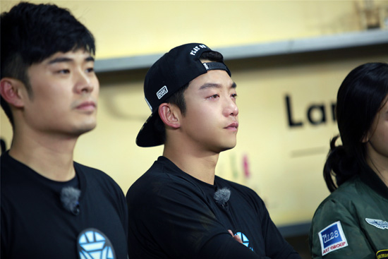 跑男首季完美收官 郑恺感性落泪不舍别离|郑恺