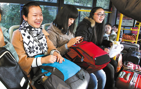 学子寒假返乡