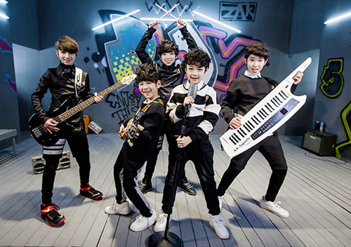 天娱骑士少年出道历程:从00后F4到H2K |H2K