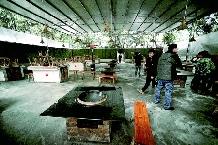 重庆主城:柴火鸡直排污染大气环境 即日起整治